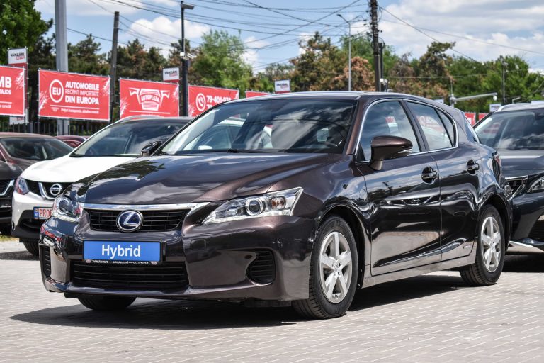 Lexus CT200h