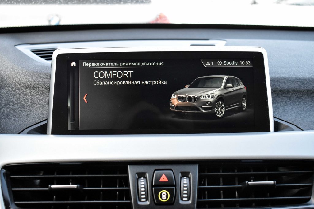 BMW X1