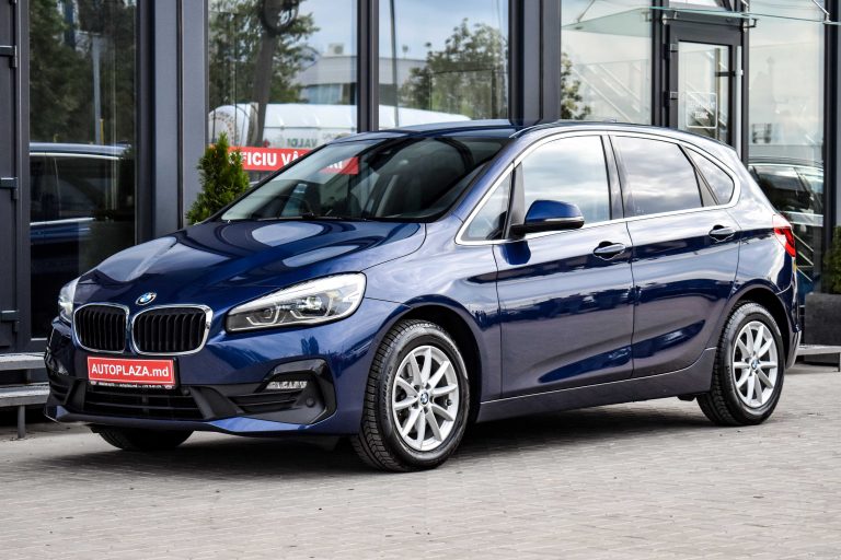BMW 216d