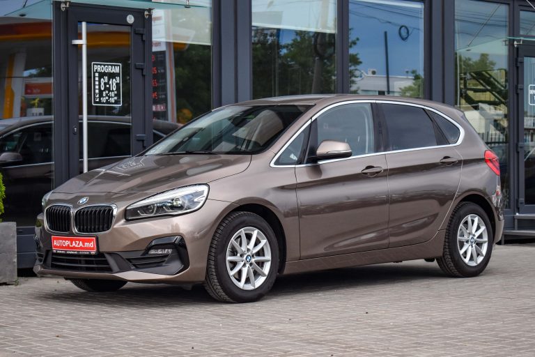 BMW 216d