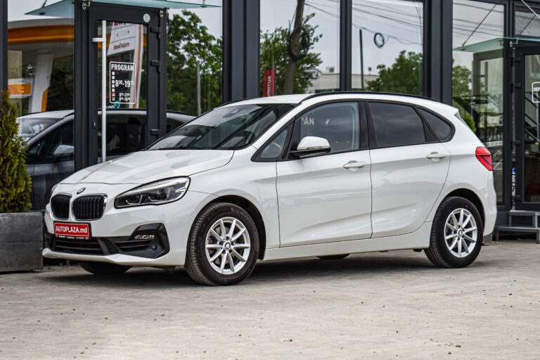 BMW 216d