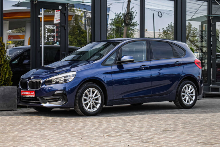 BMW 216d