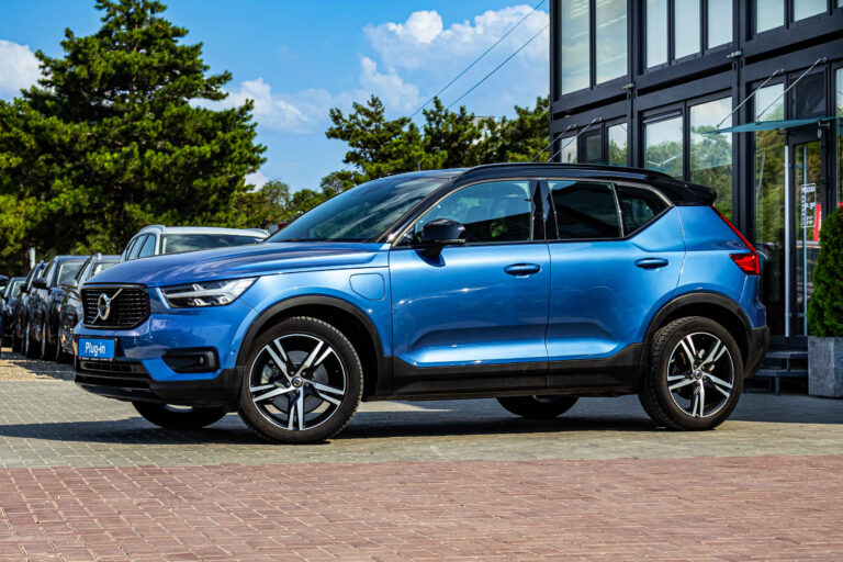 Volvo XC40