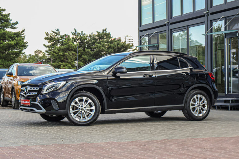 Mercedes-Benz GLA