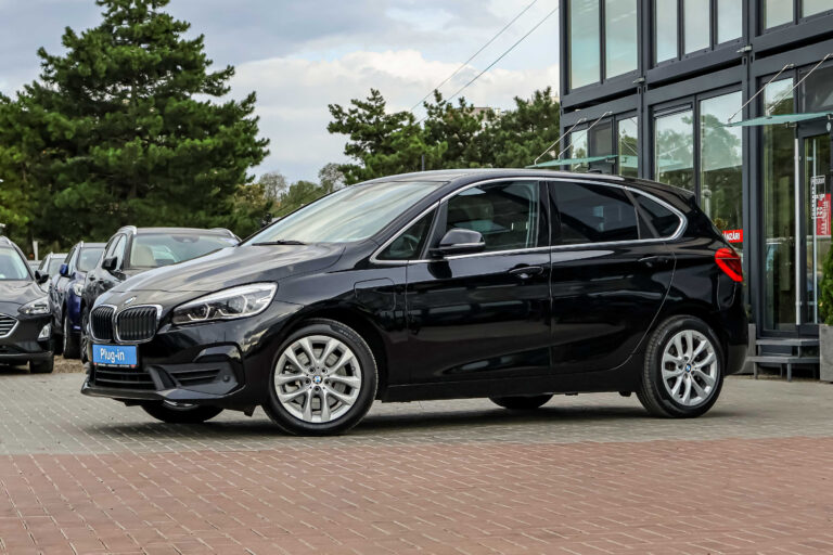 BMW Series 2