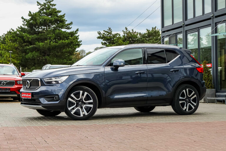 Volvo XC40