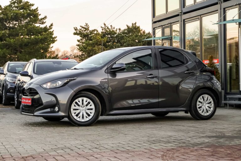 Toyota Yaris NEW