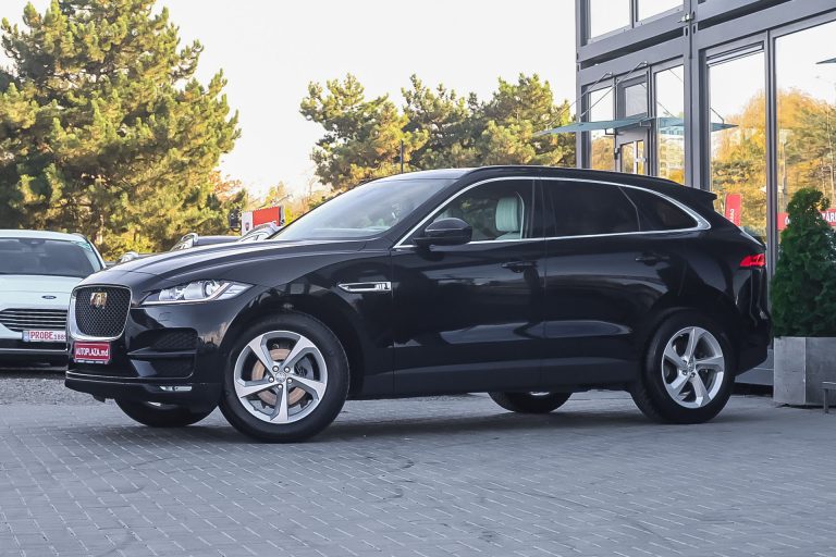 Jaguar F-Pace