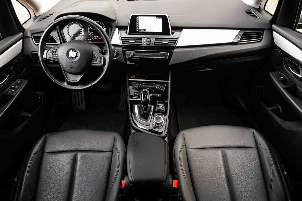 BMW 216D