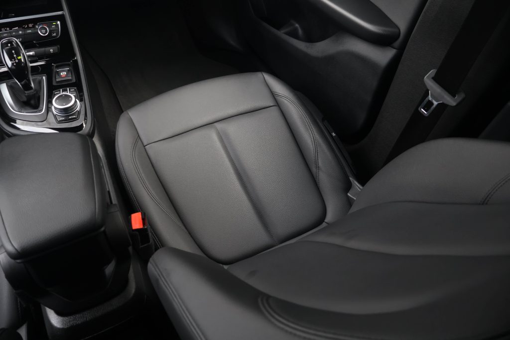 BMW 216D