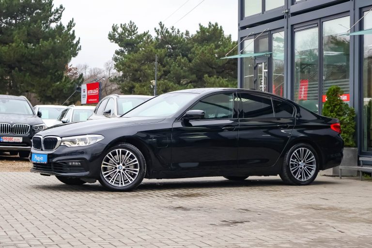 BMW 530E