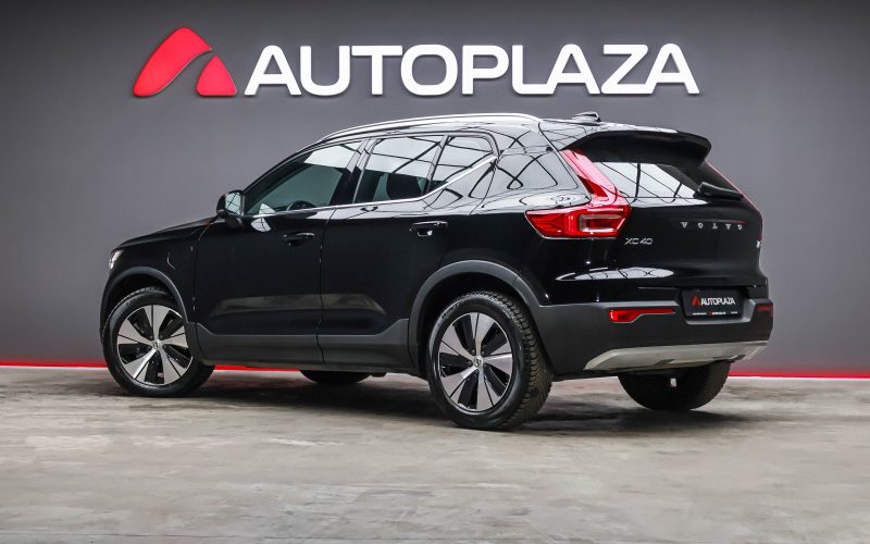 Volvo XC40 2021