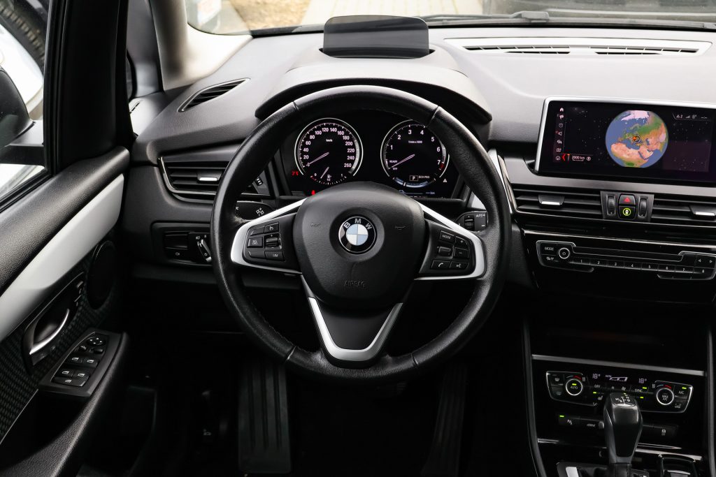 BMW 225XE