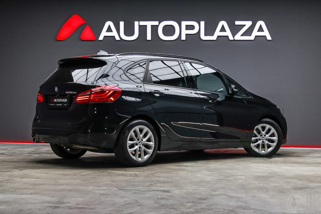 BMW 225XE