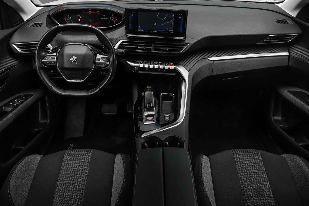 Peugeot 5008 2021