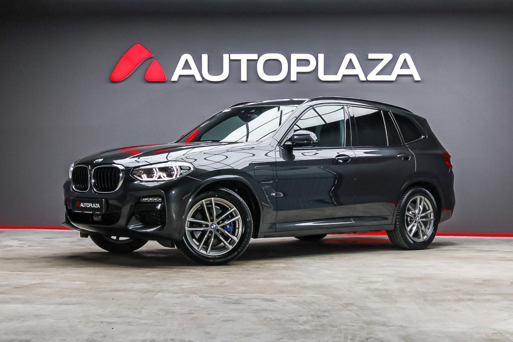 BMW  X3