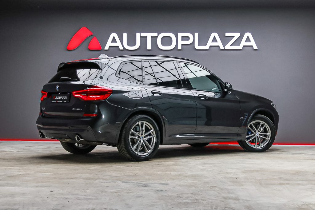 BMW  X3