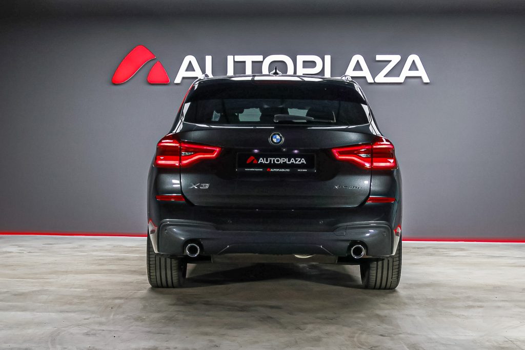 BMW  X3