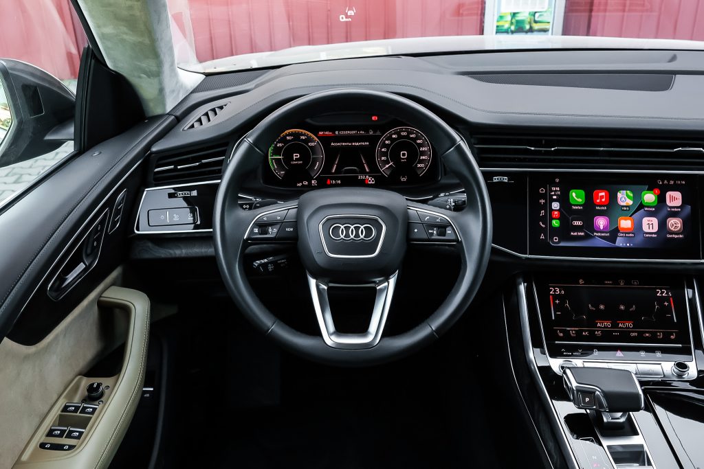Audi Q8