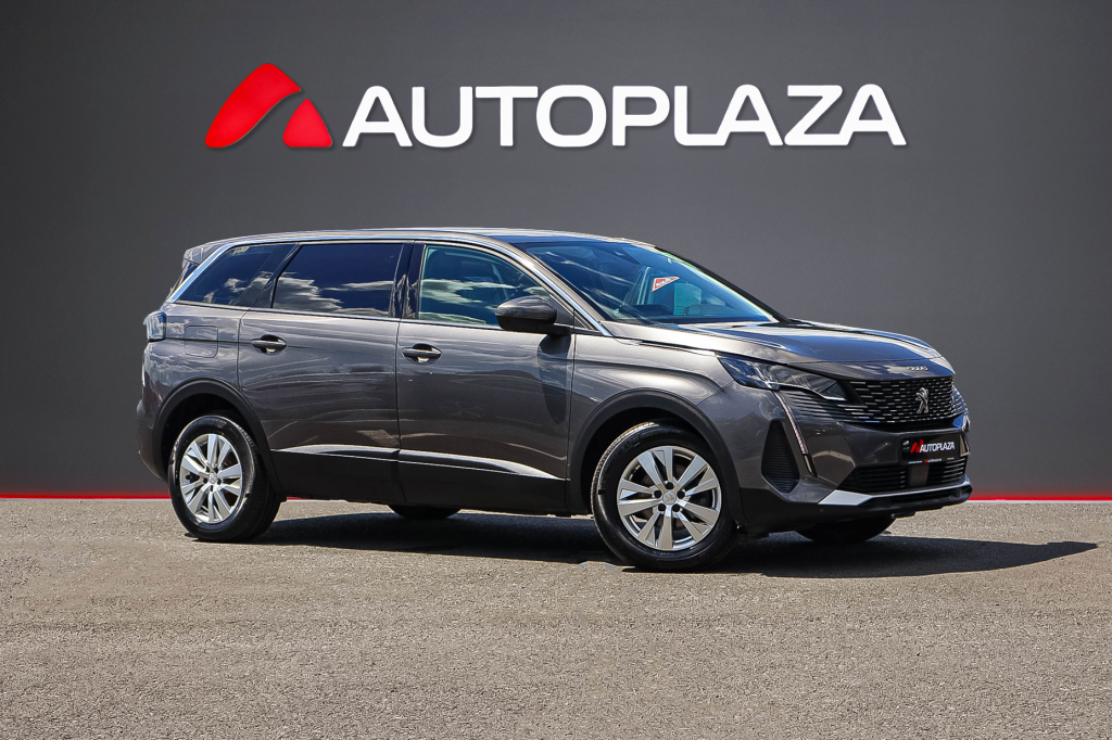 Peugeot 5008 2021