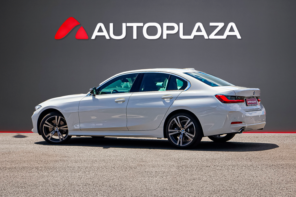 BMW 3 Series 2024