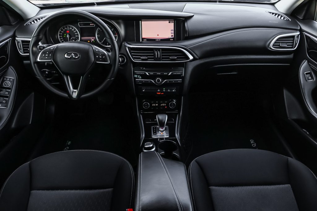 Infinity Q30