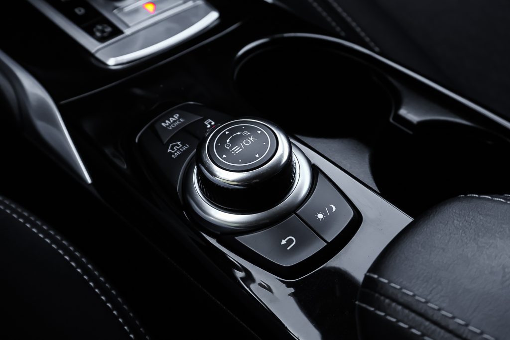 Infinity Q30