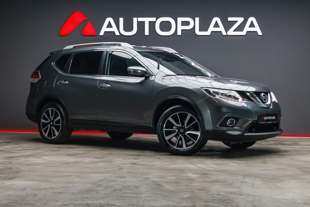 Nissan X-TRAIL