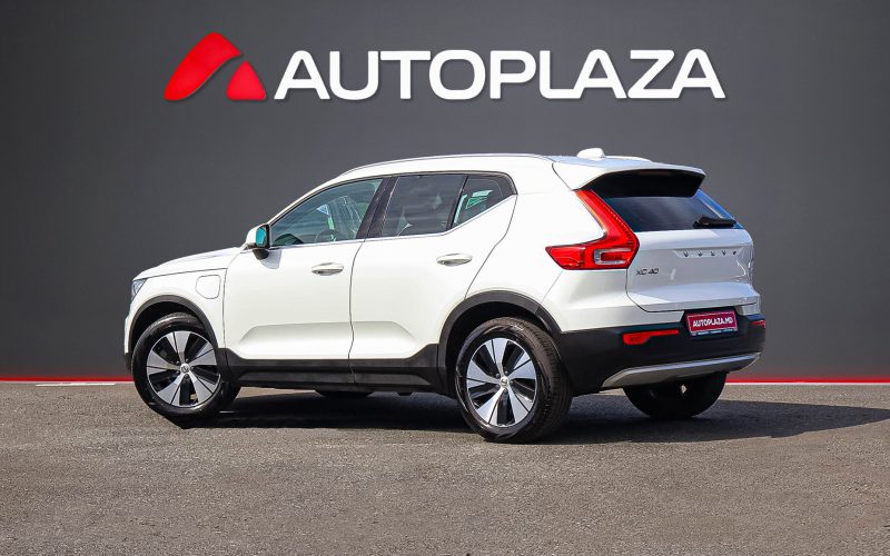Volvo XC40 2021