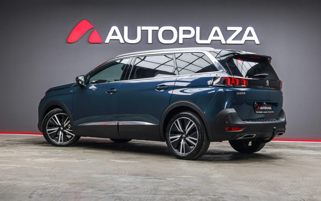 Peugeot 5008 2021
