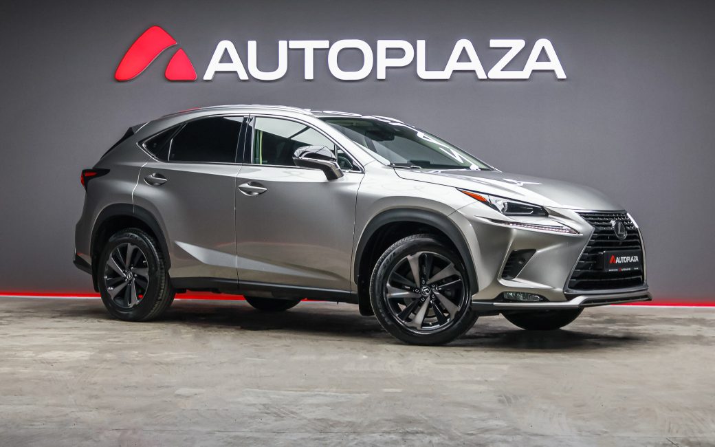 Lexus NX 2021