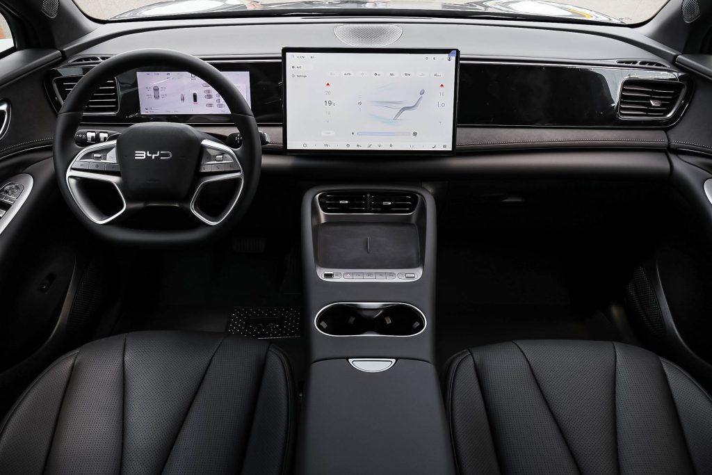 BYD Sealion 06