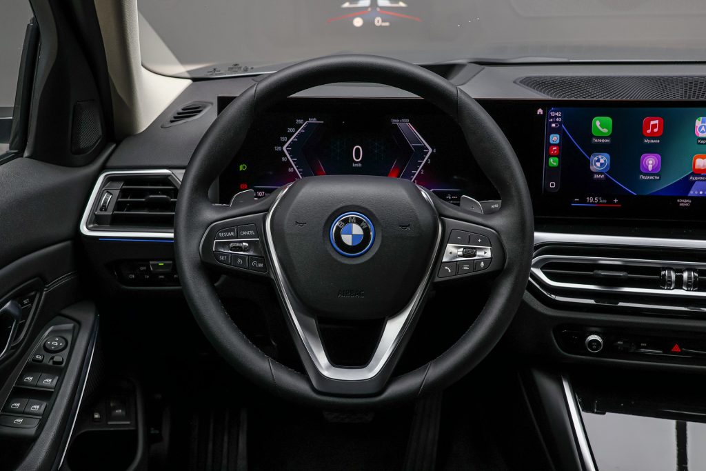 BMW 3 Series 2023