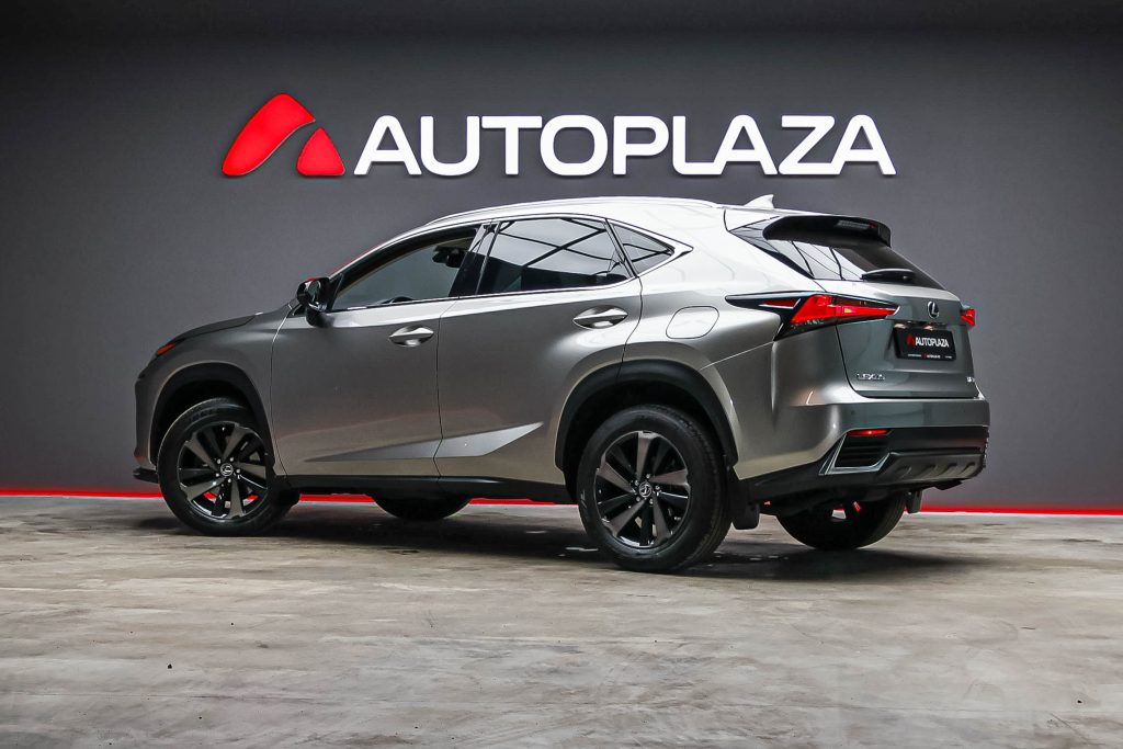 Lexus NX200