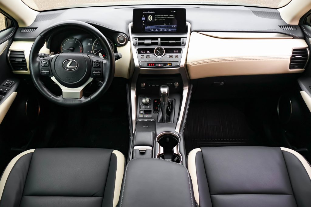 Lexus NX200