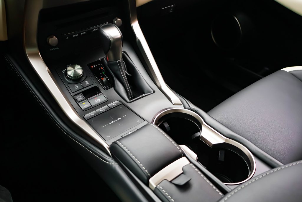 Lexus NX200