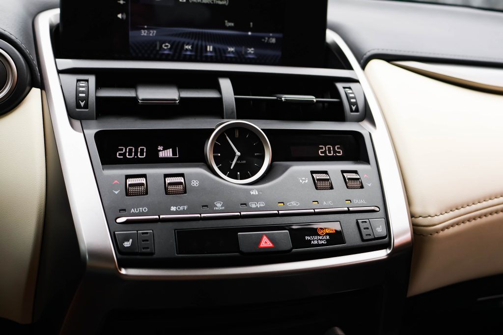 Lexus NX200