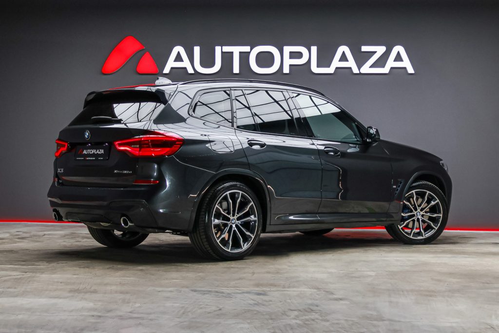 BMW  X3