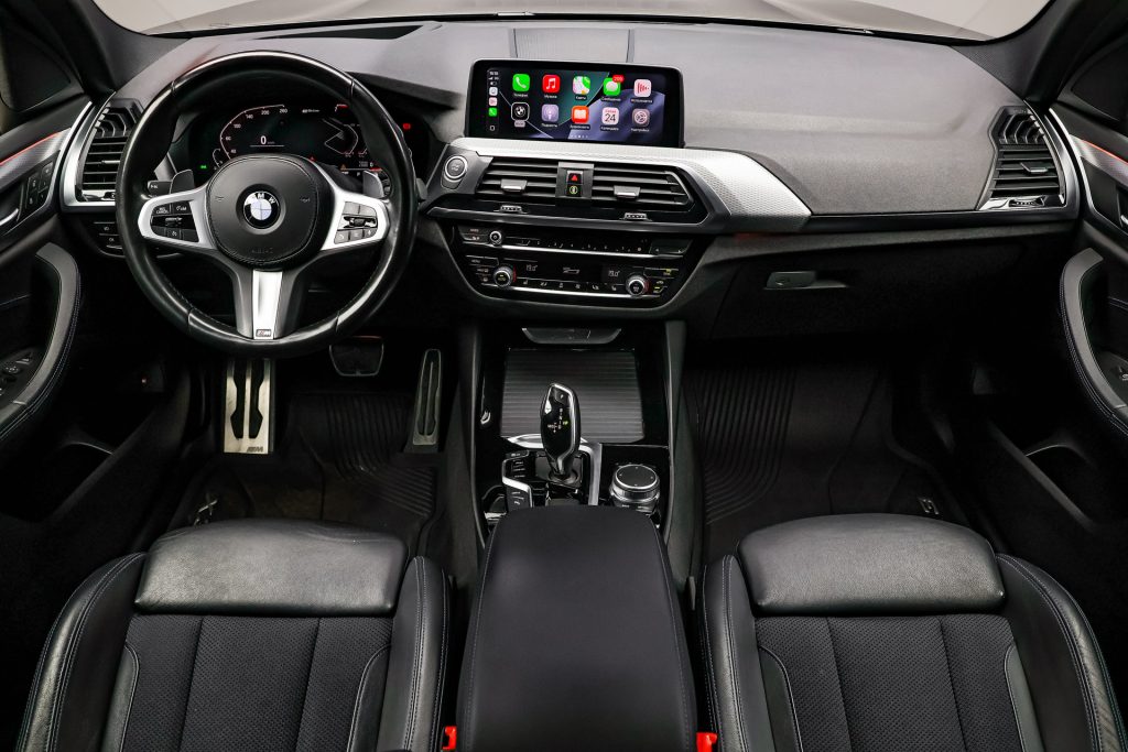 BMW  X3