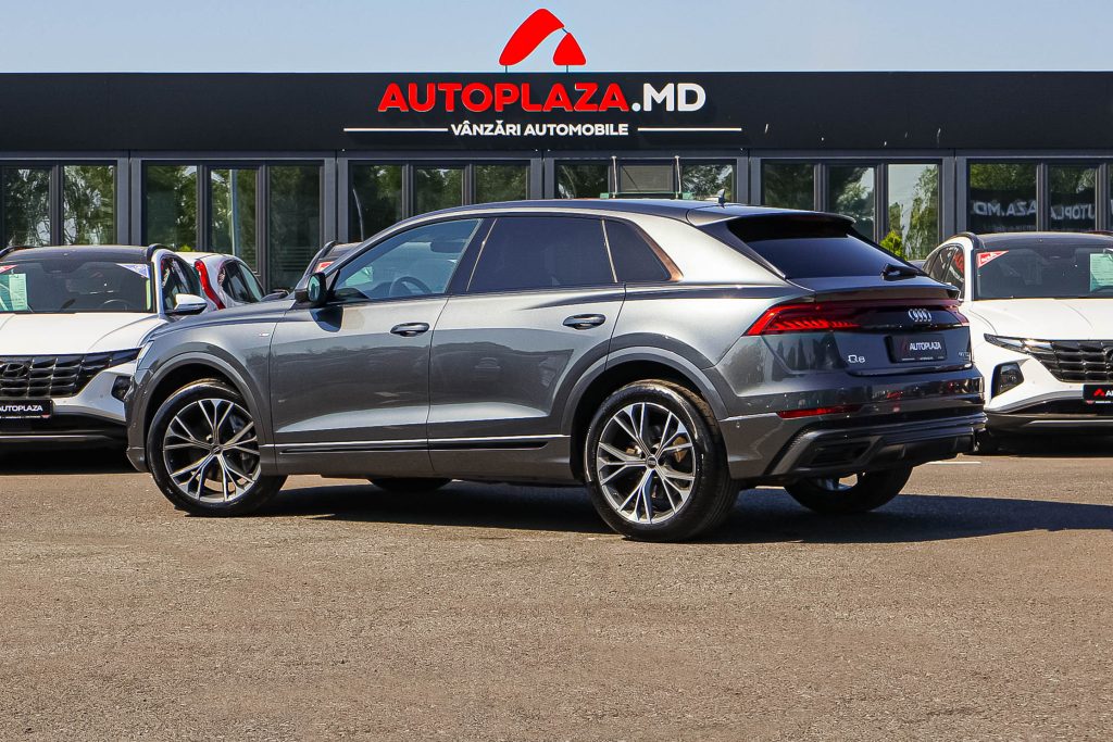 Audi Q8