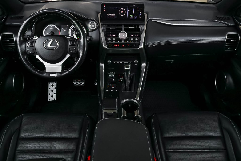 Lexus NX300