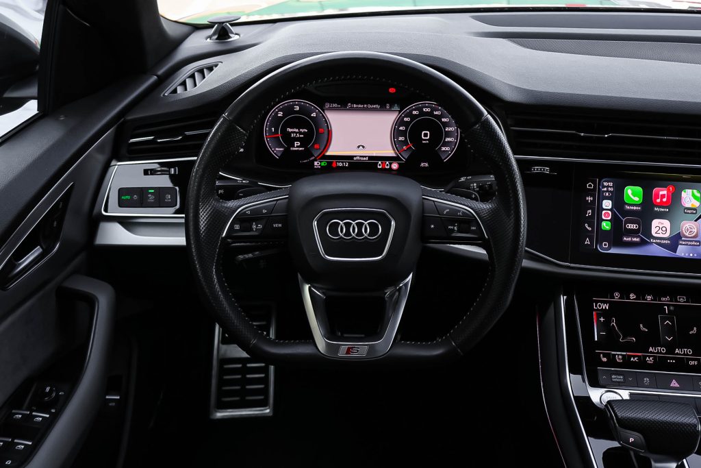 Audi Q8