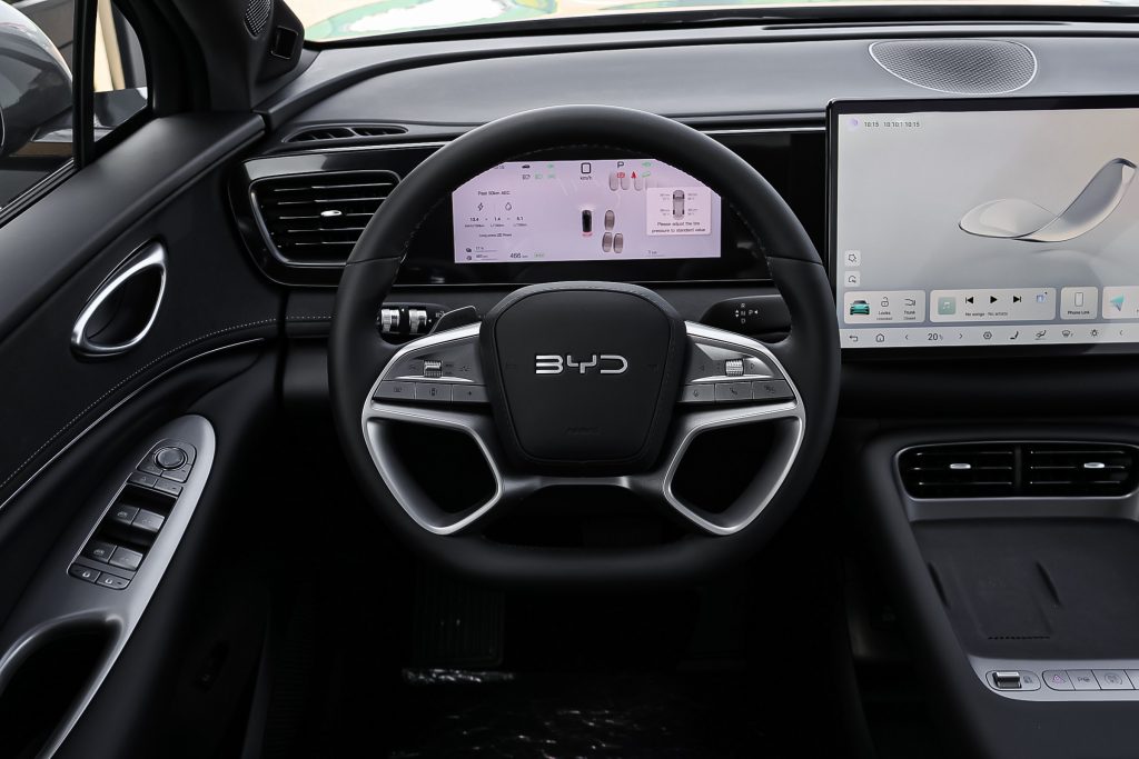 BYD Sea Lion 06