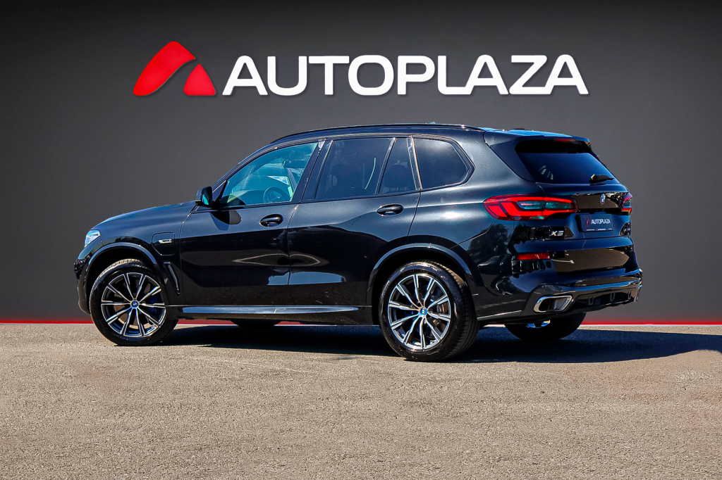 BMW X5 2023