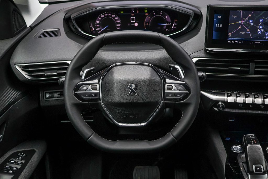 Peugeot 5008 2021