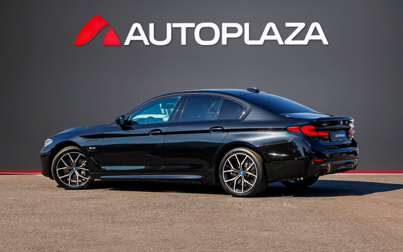 BMW 5 Series 2023