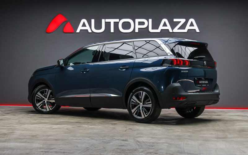 Peugeot 5008 2022