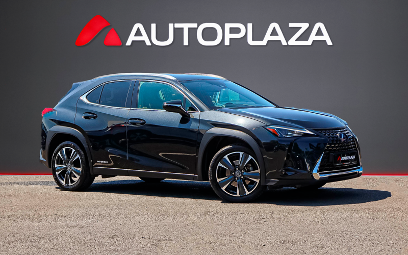 Lexus UX 2021