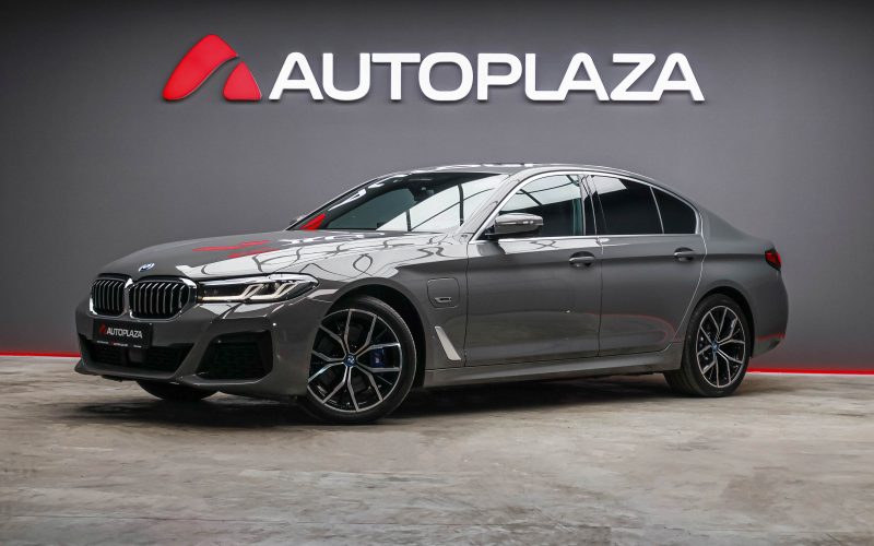 BMW 5 Series 2021