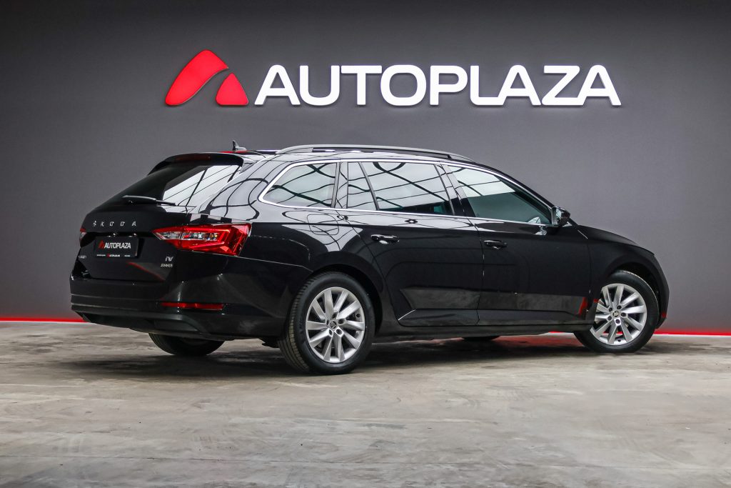 Skoda Superb 2021